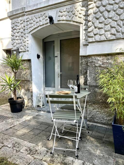 Charming Appartment 3-Min Walk To Old Town - Free Parking リュブリャナ エクステリア 写真
